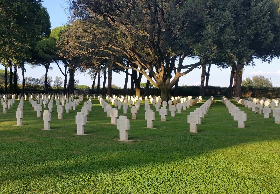 Cimitero Militare Germanico-波梅齐亚必去景点