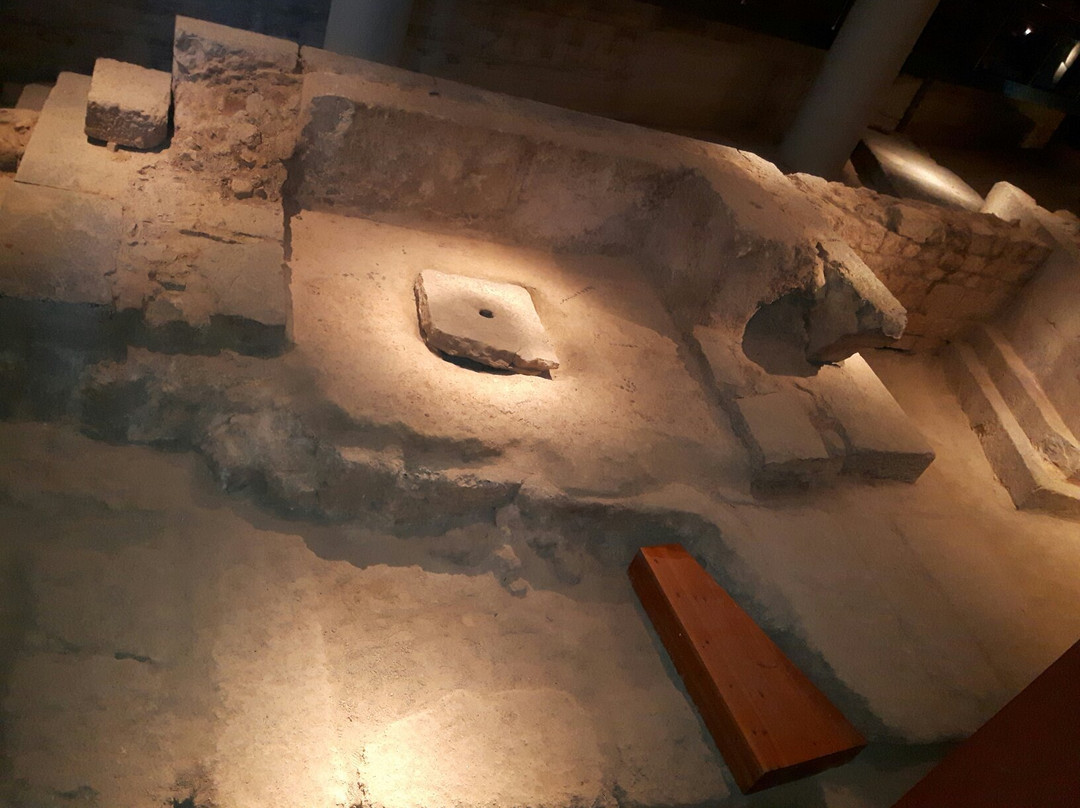 Mausoleos Romanos景点图片