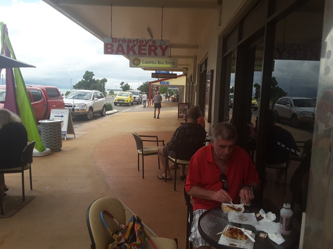 Hinchinbrook Island餐馆和美食-Brearley's Bakery