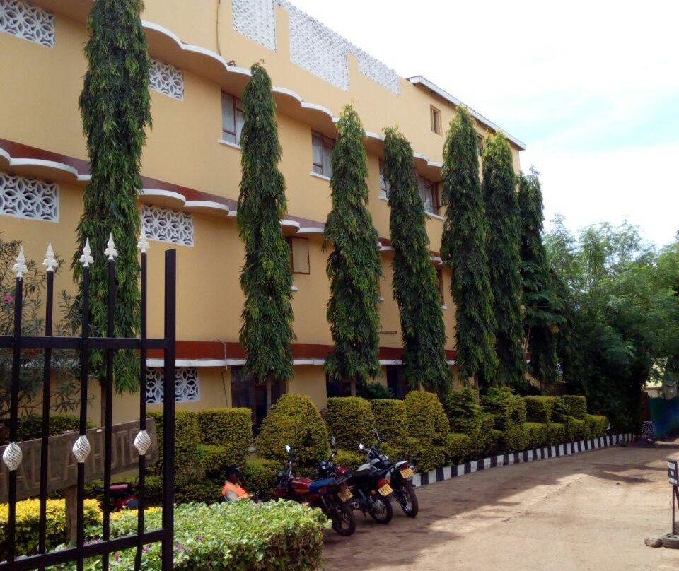 Challa Hotel Taveta主图