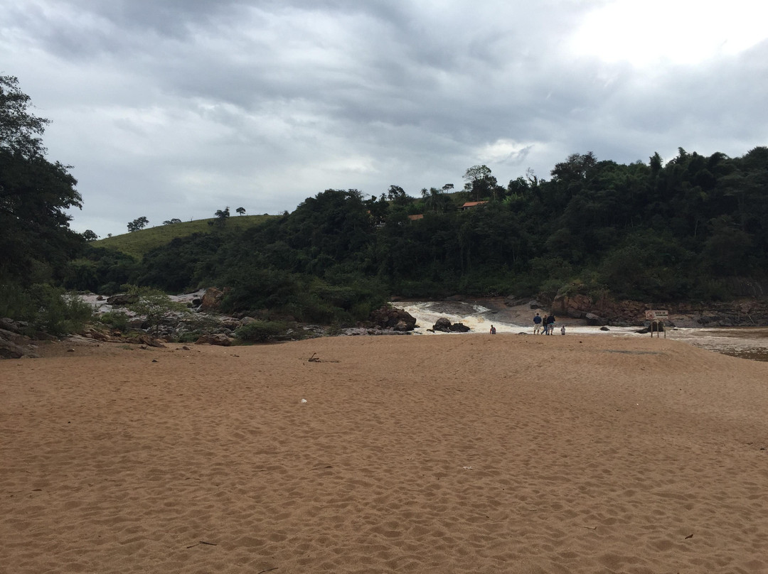 Toca de Cima Waterfall-Brumadinho必去景点