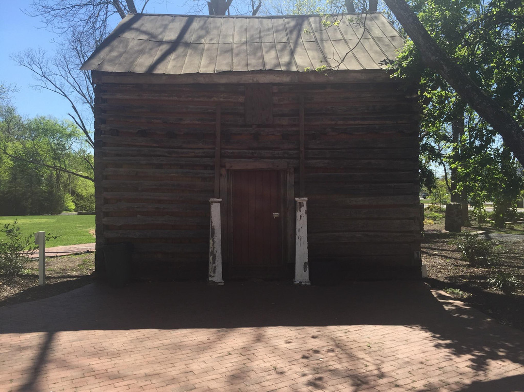 Historic Rock Hill at the White Home景点图片