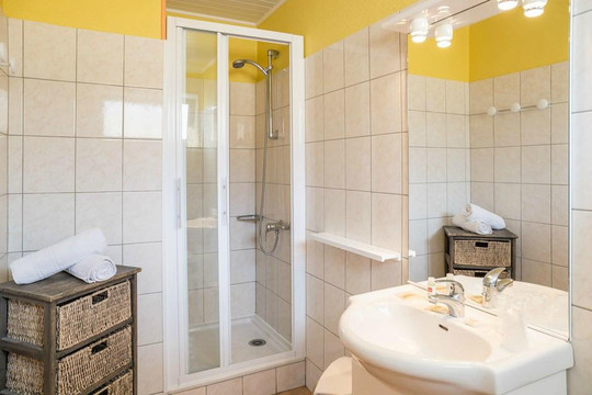 罗什福尔酒店住宿-Hotel Caravelle