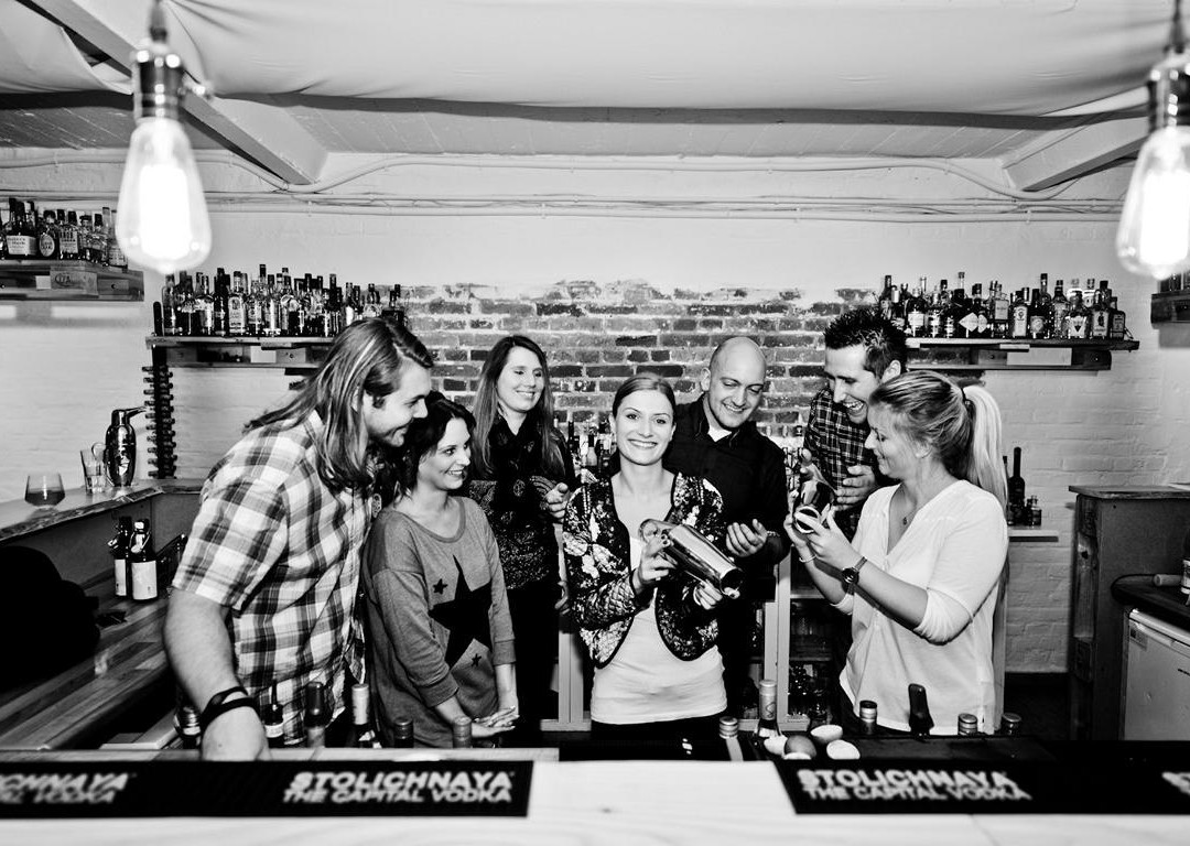 IN-LIVE Cocktailschule景点图片