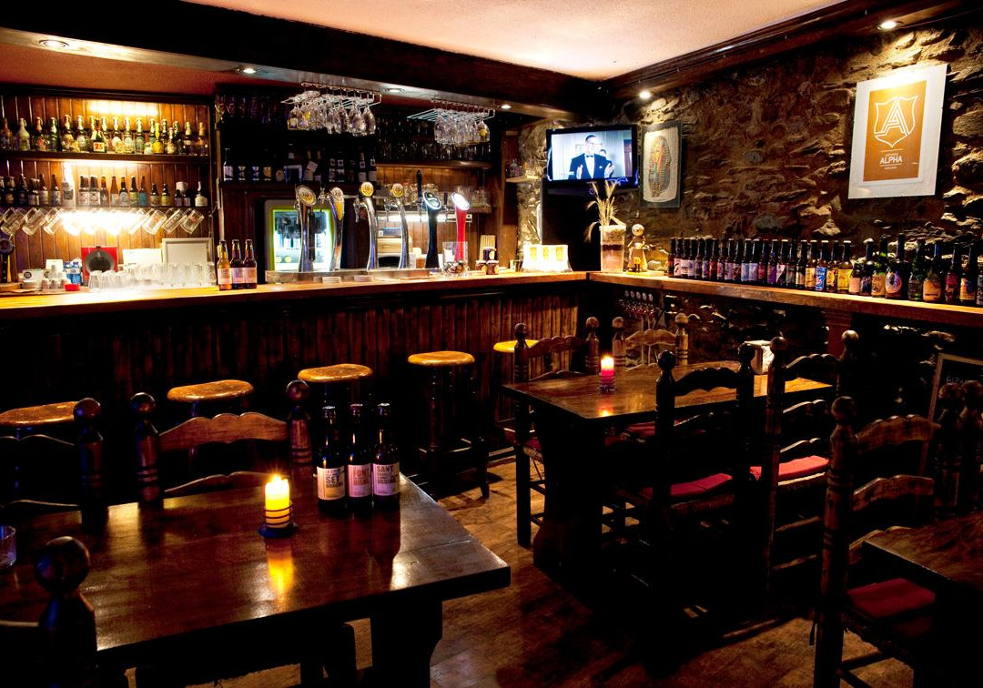 Erts旅游景点-Cervesa Alpha Andorra