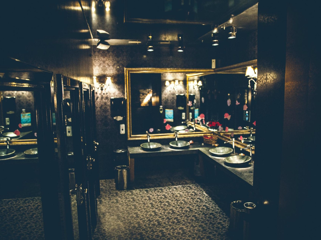 People Club景点图片