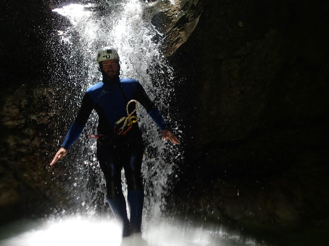 Aktivni Planet-博韦茨必去景点