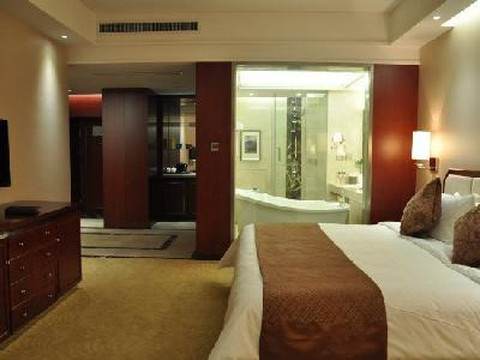 嘉臣国际大酒店主图