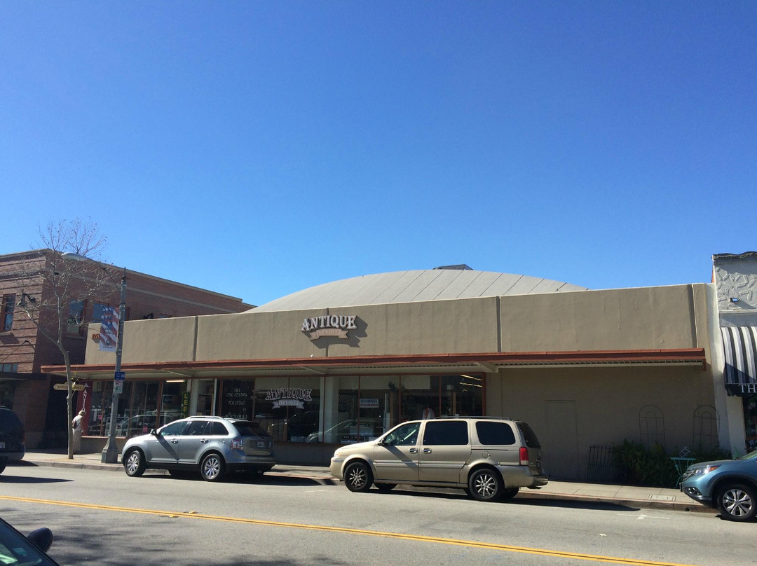 Plaza Square Park-橘子郡必去景点