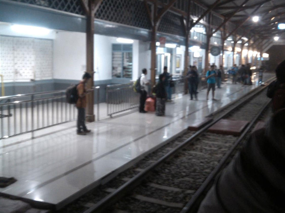 Cepu Railway Station景点图片