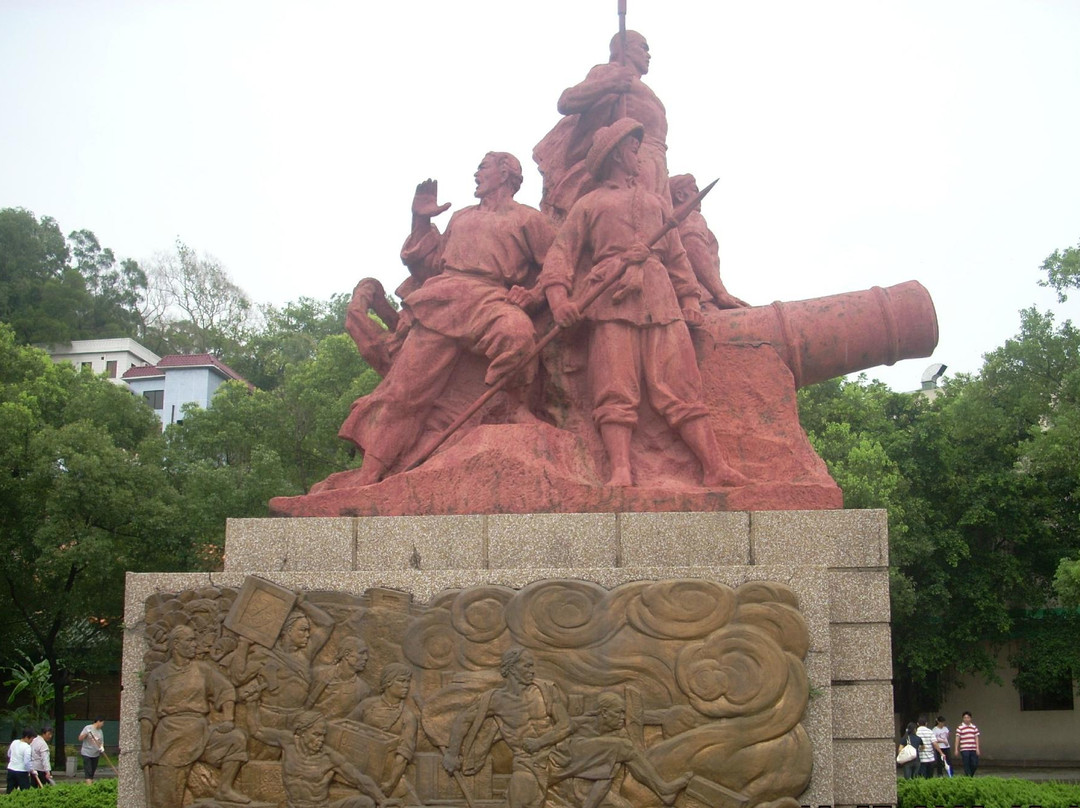 三总兵塑像-舟山市必去景点