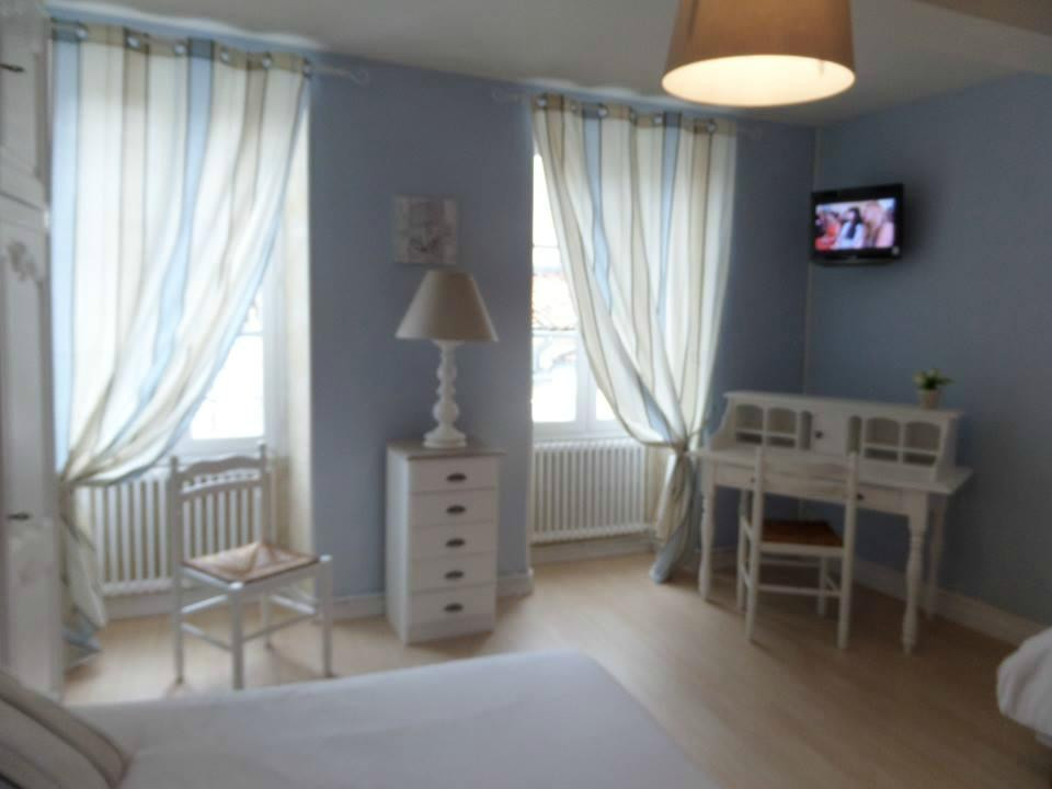 Hotel Les Thermes主图