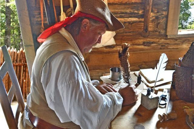 Davidson's Fort Historic Park-Old Fort必去景点