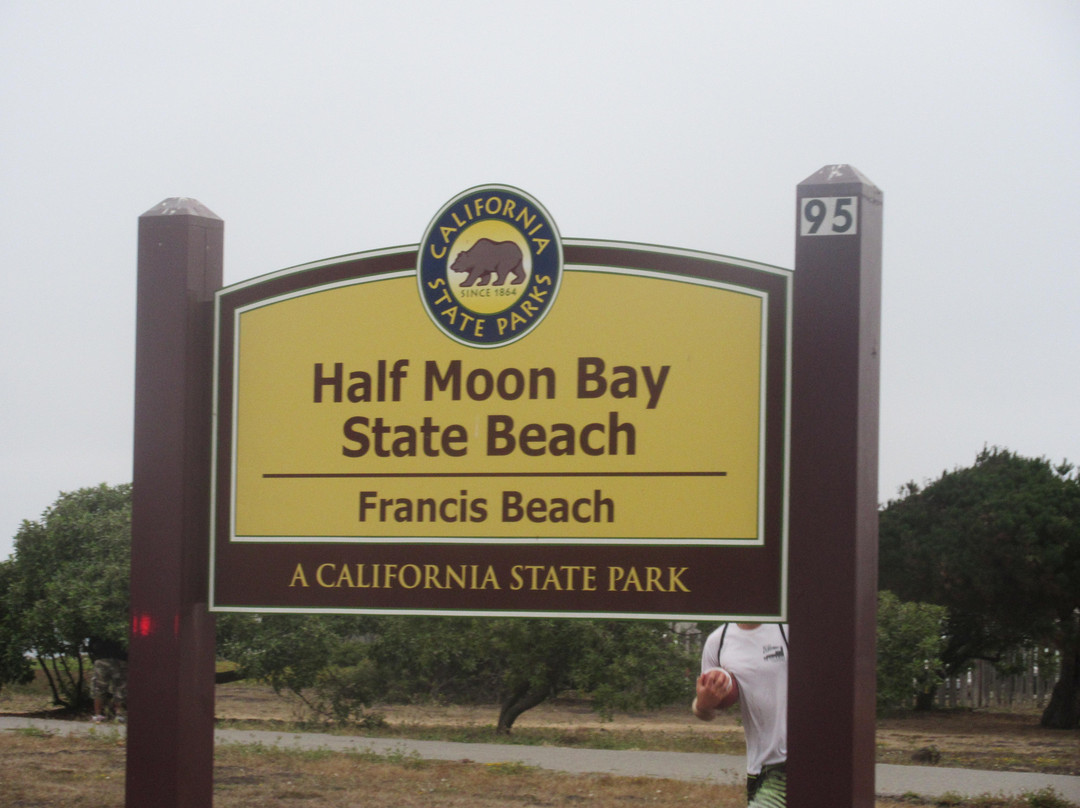 Francis Beach-半月湾必去景点