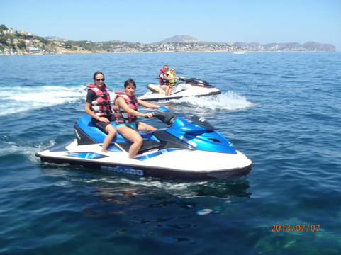 Jet Ski-卡尔佩必去景点