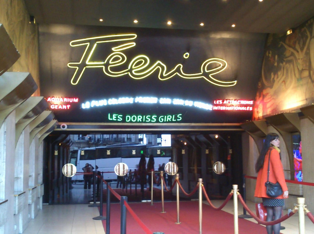 红磨坊-巴黎必去景点