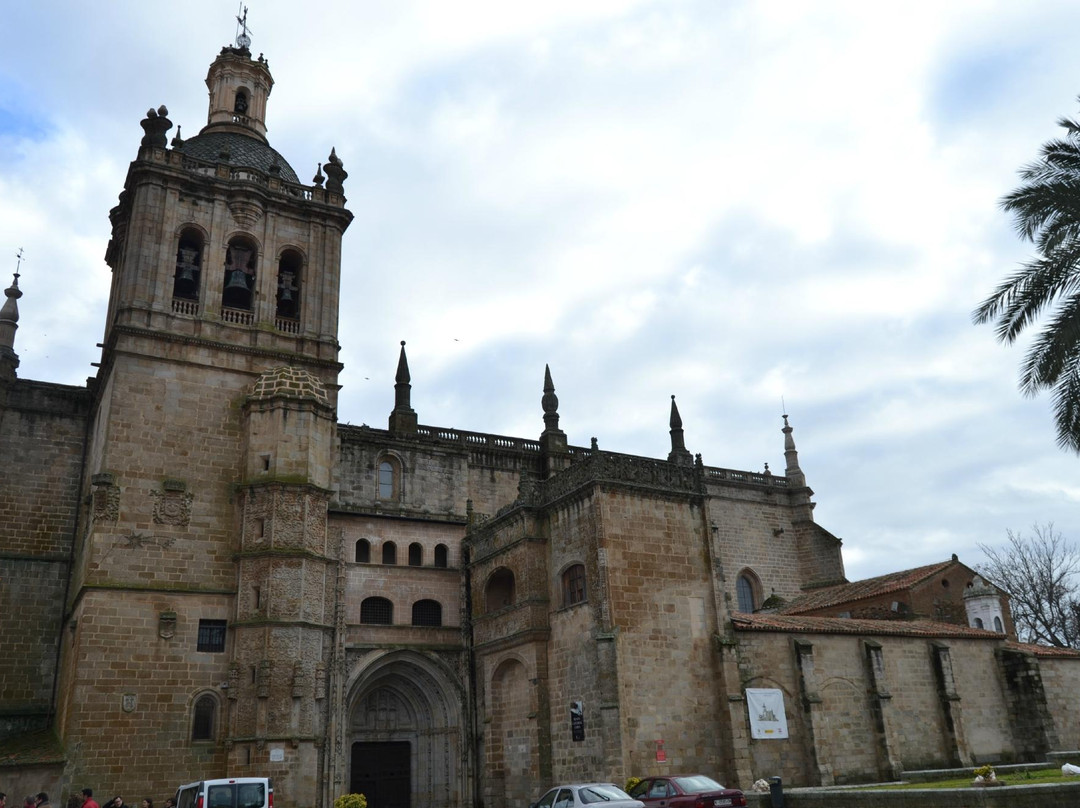 Catedral de la Asuncion景点图片