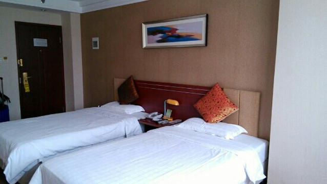 成都锦尚花酒店（宽窄巷子店）主图