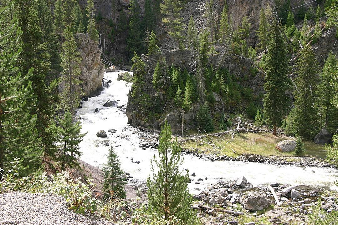 火洞峡谷车道-黄石国家公园必去景点