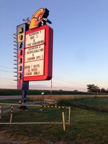 Mustang Drive-In-伦敦必去景点