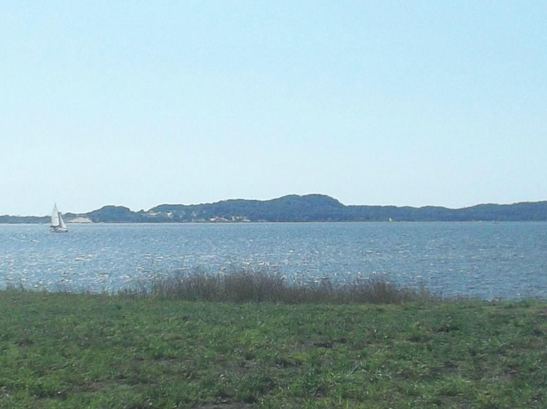 Lakeshore Bike Trail景点图片