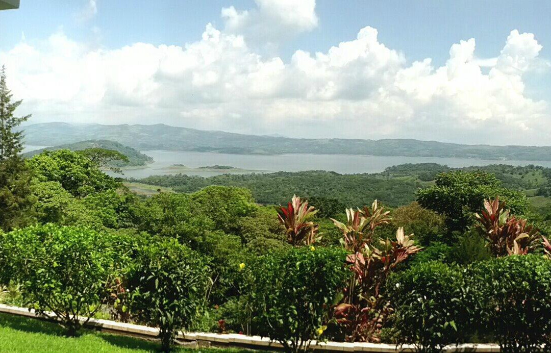 Arenal Springs Villas by the Lake