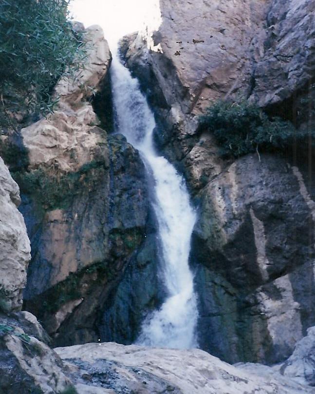 Shalmash Waterfall景点图片