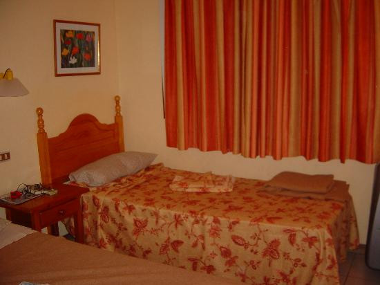 Jacaranda Apartments主图