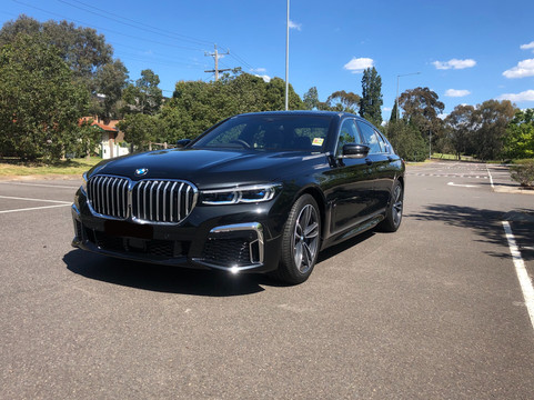 Melbourne chauffeurs Services