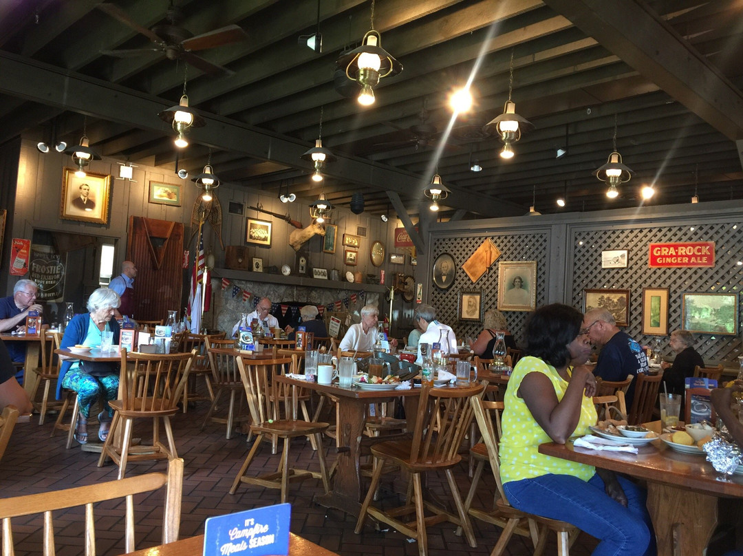 Clermont餐馆和美食-Cracker Barrel
