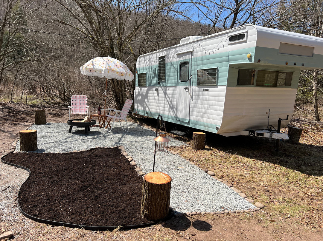 Boheme Retreats (Vintage Campers)