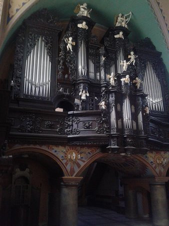 Konkatedra Narodzenia Najswietszej Maryi Panny-Zywiec必去景点