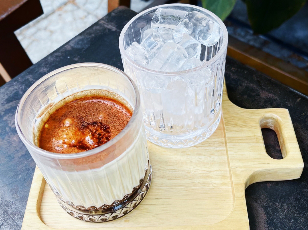 Con Cò - Vietnamese Bites & Cocktails Bar