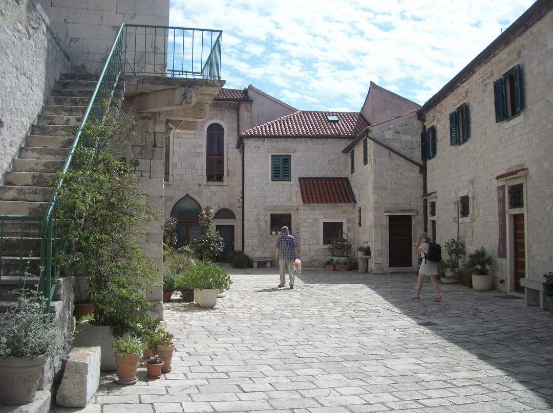 Crkva i Samostan Sv. Frane景点图片