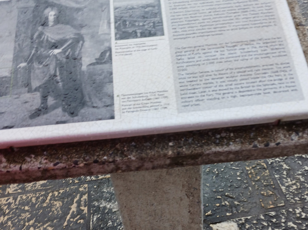 Schulenburg Statue-科孚市必去景点