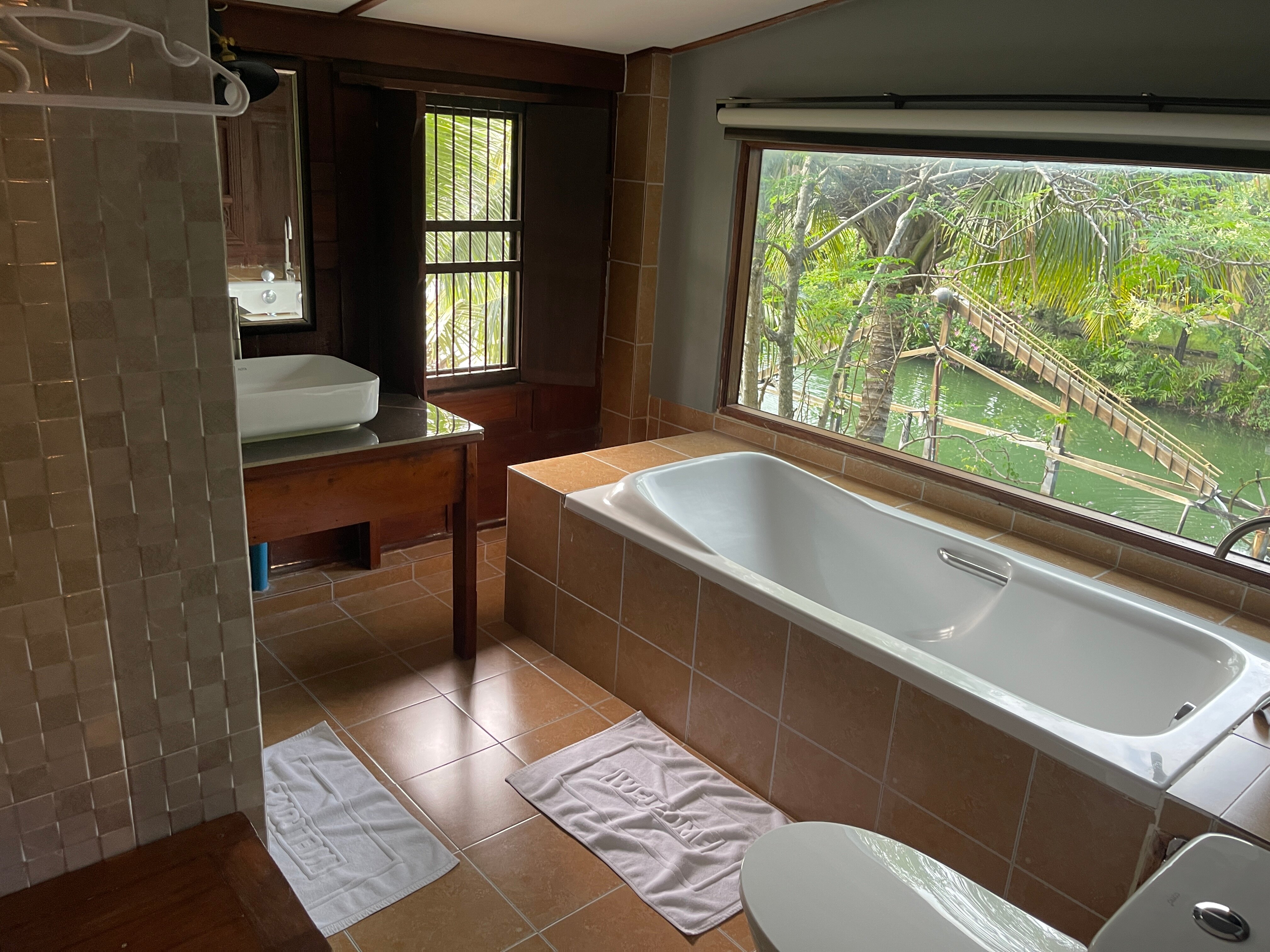 班泰屋度假村-浴室
