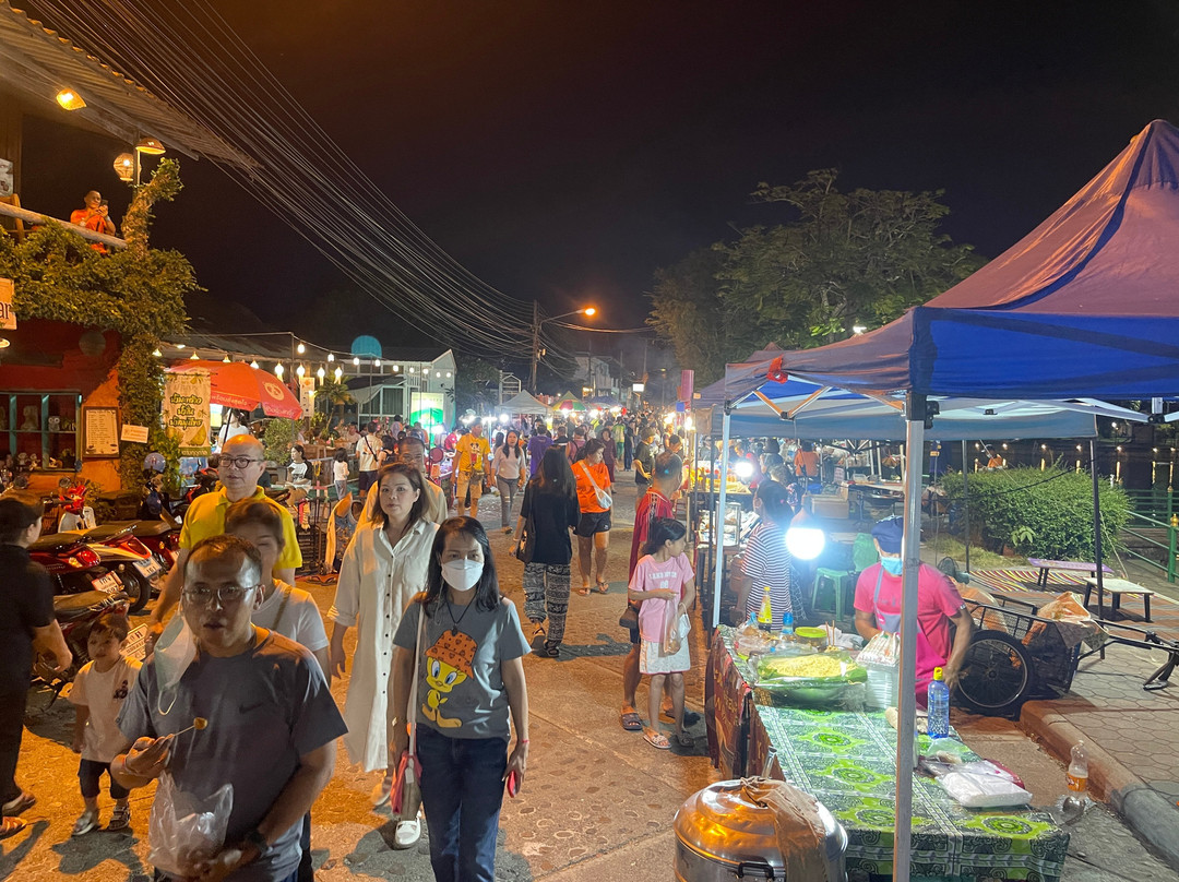 Mae Hong Son Walking Street Night Market景点图片