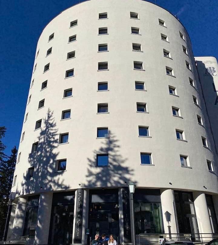 拉托热大酒店主图