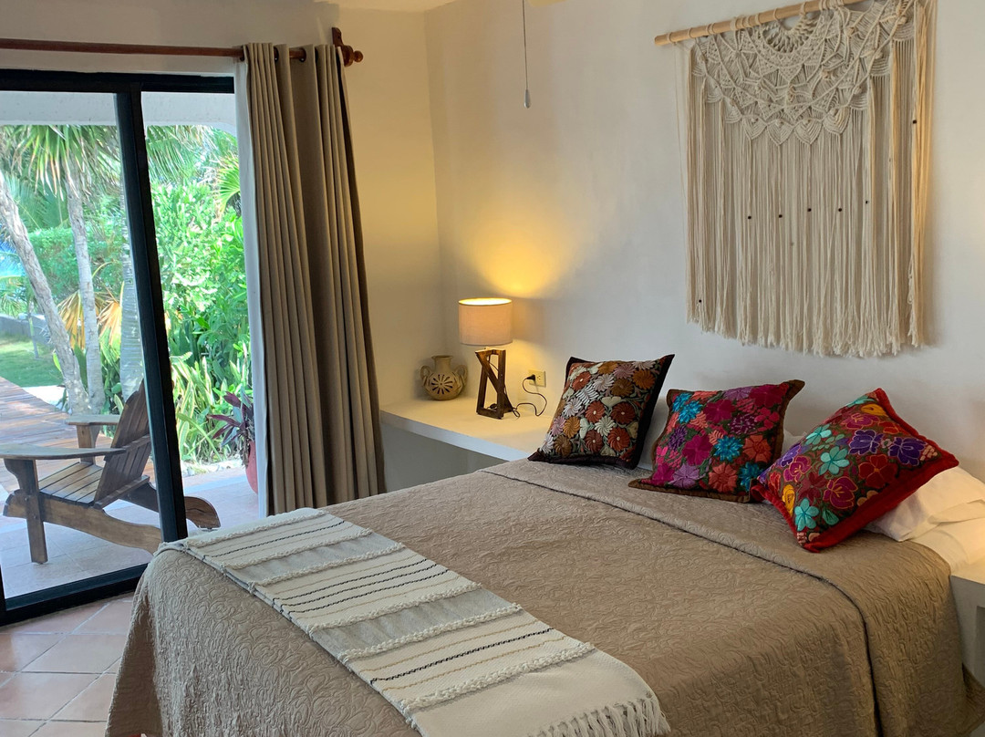 Maye Yoga Adventures-女人岛必去景点