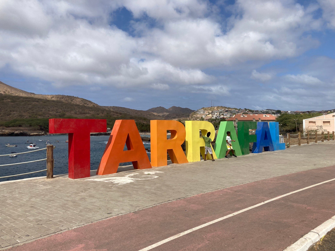 Tarrafal Beach景点图片