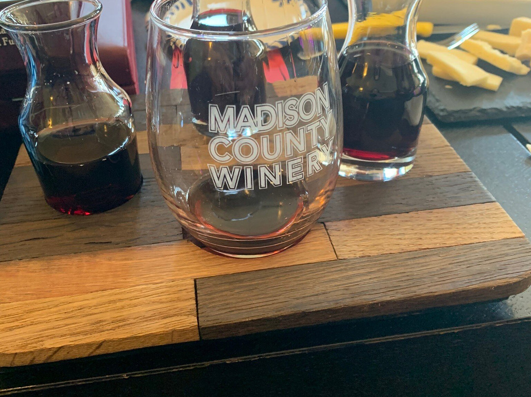 Madison County Winery-Saint Charles必去景点