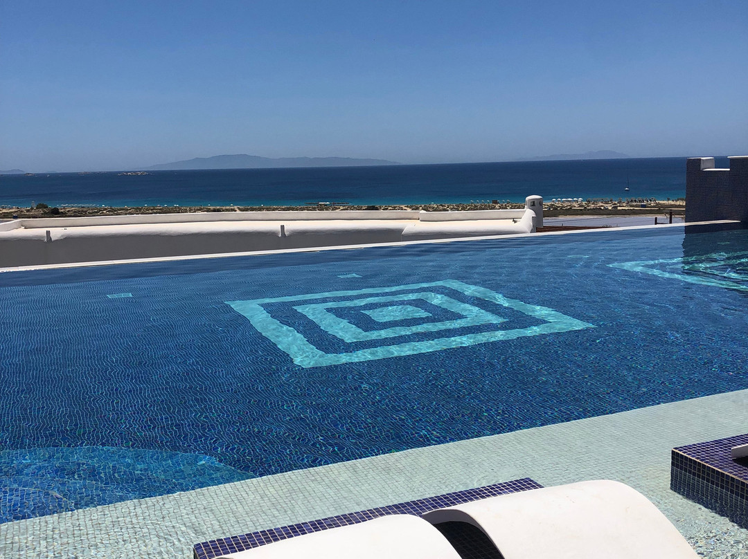 Seaclub Naxos Grand主图