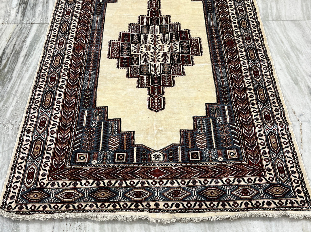 ABC Rugs & Jewelry-斋蒲尔必去景点