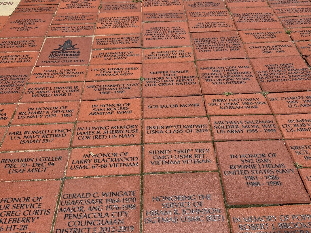 Veterans Memorial Park景点图片