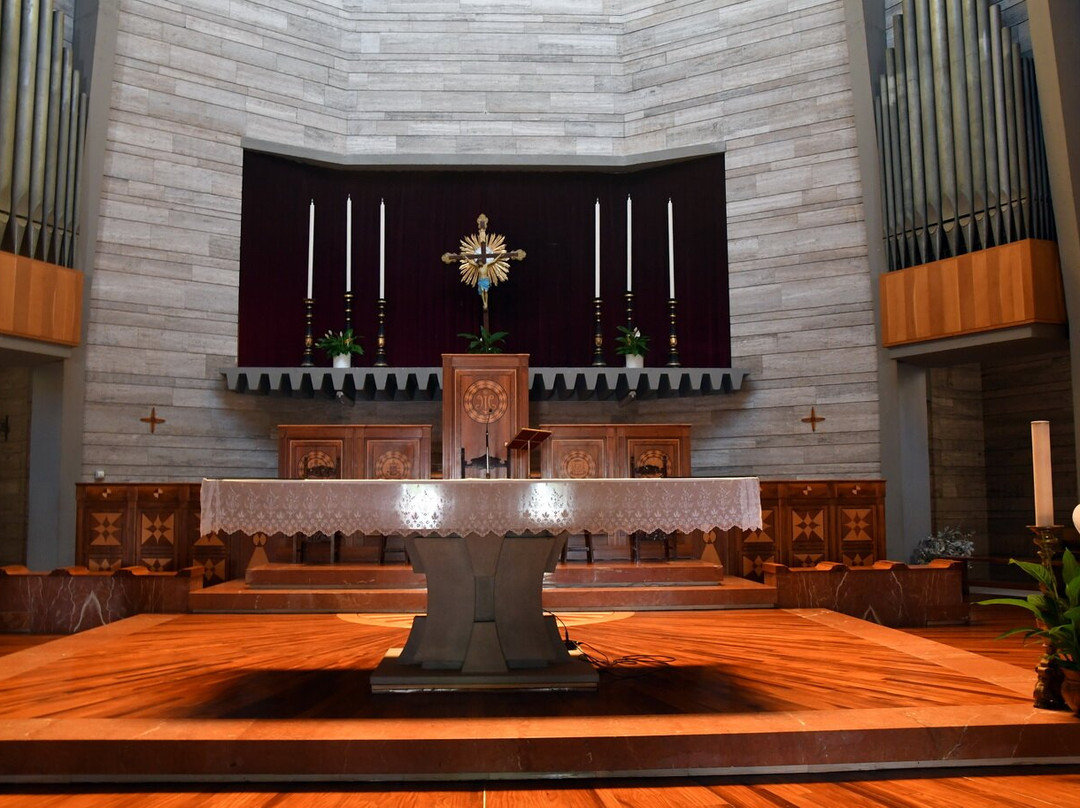 Basilica Santa Maria Assunta-蒙特卡蒂尼－泰尔梅必去景点