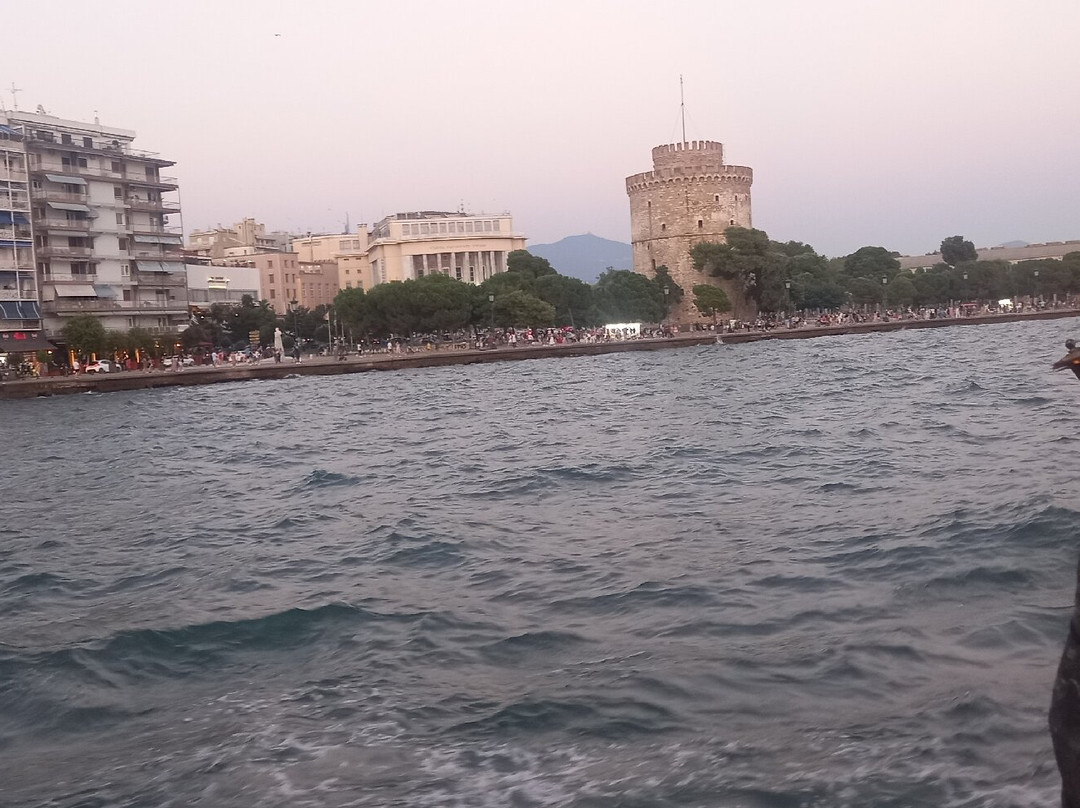 Arabella Cruise Bar-塞萨洛尼基必去景点