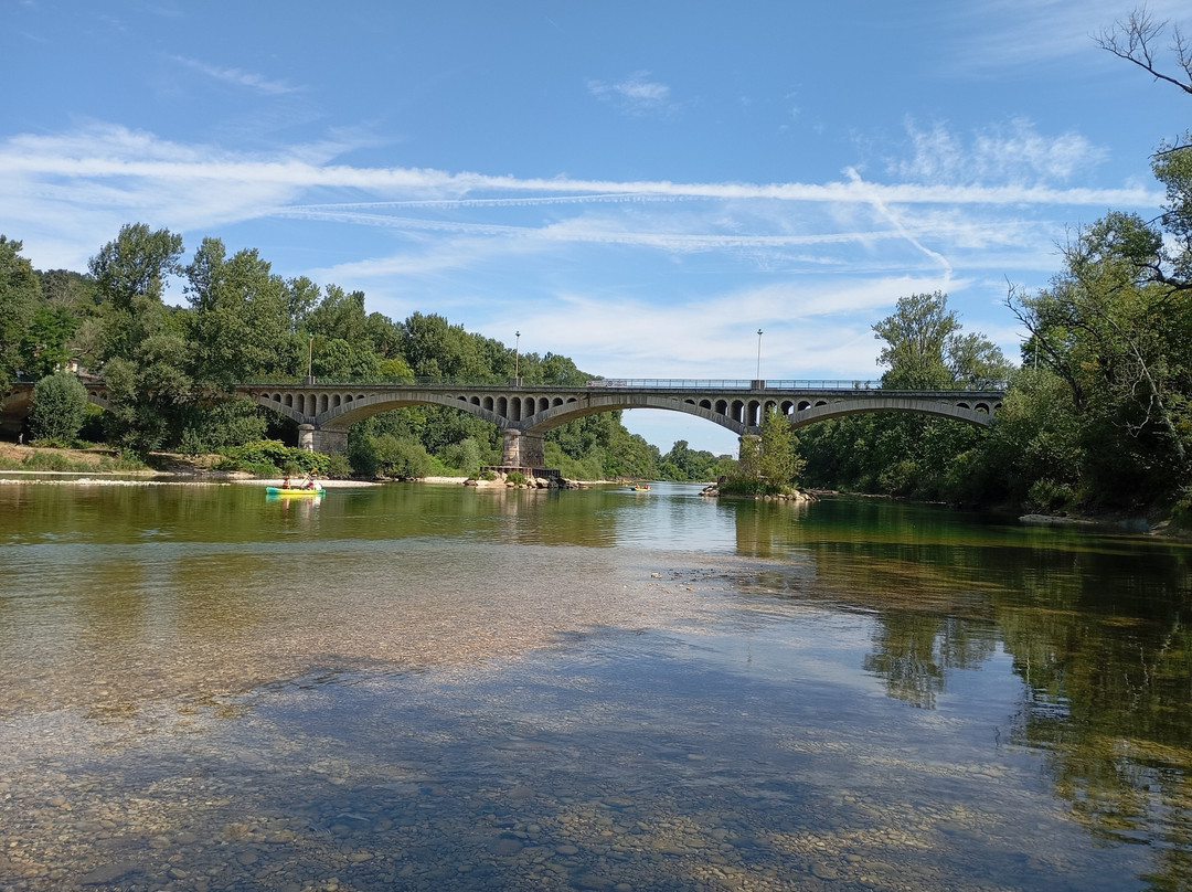 Canoe l'Esquimaude-Pont-d'Ain必去景点