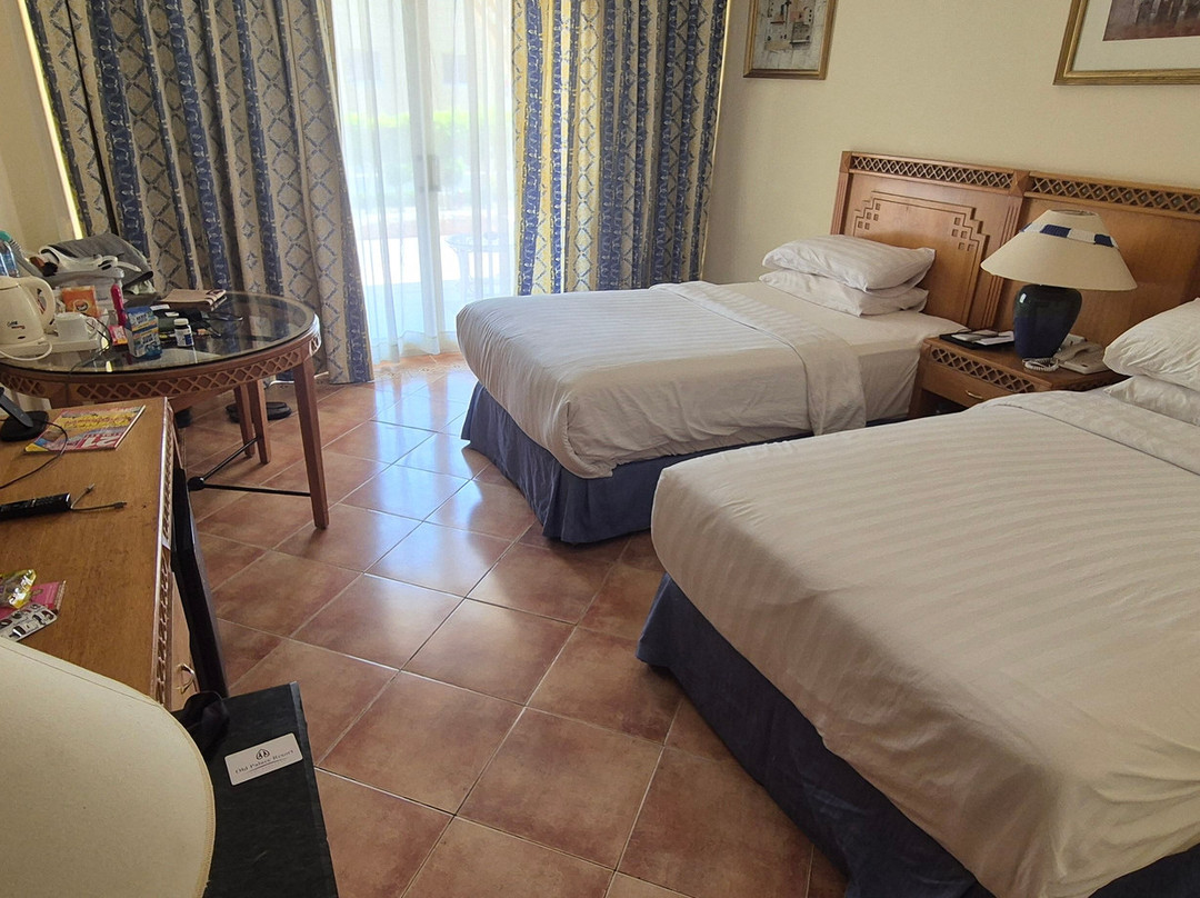 萨尔哈什古宫度假酒店主图