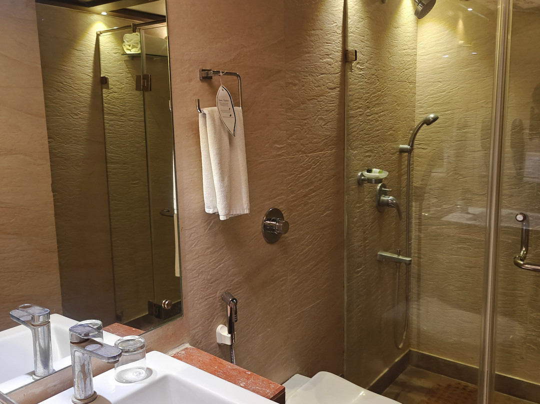 艾思诺酒店主图