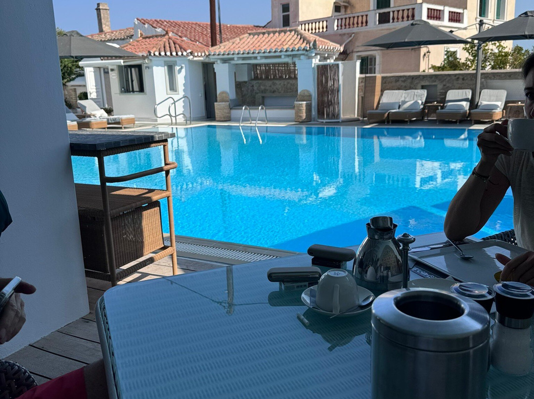 Zoe's Club Hotel主图